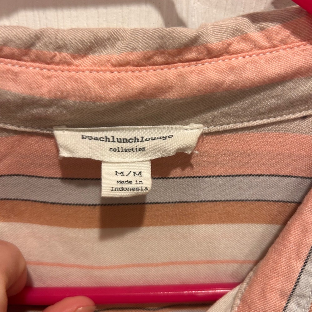 Beachlunchlounge Striped Button Down Shirt Womens Medium Peach Pink Tan Rayon - Picture 2 of 6